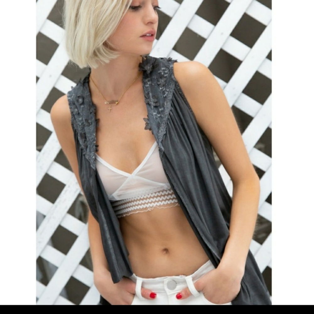New boutique Mineral washed Pol vest - Picture 3 of 3